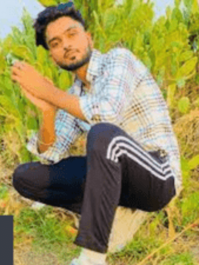 Parnaj Randhawa And Raju Didi