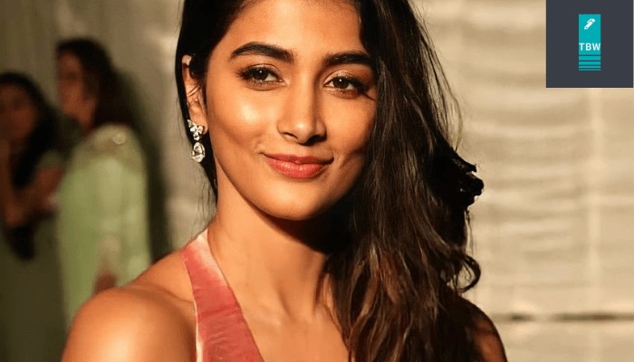 Pooja Hegde (Actress) Age, Movies, Height, Family, Hot Pics, Net Worth & More