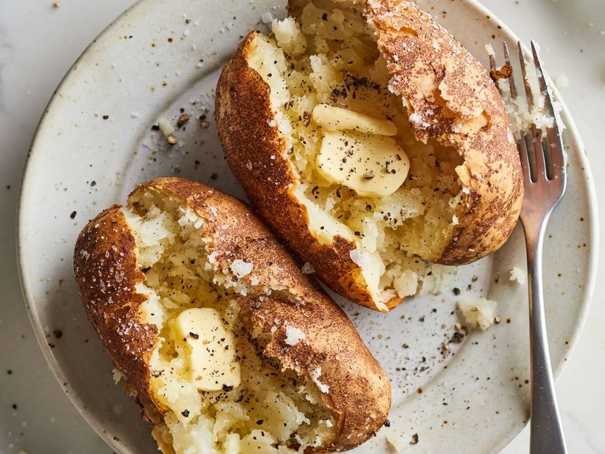 How To Bake Potatoes In The Oven: A Simple Guide To Delicious Results