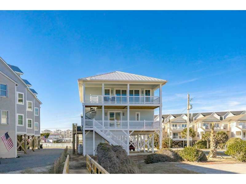 Oceanfront Surf City NC Rentals Wake Up to the Sound of Waves