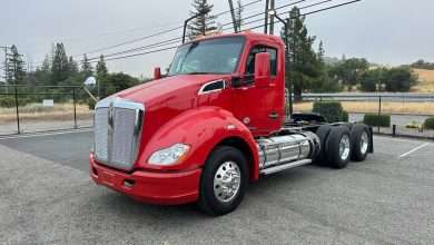 Local vs. Nationwide Dealerships: Where Should You Buy Your Used Semi-Truck?