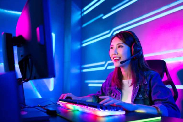 Online Gaming And User Friendly Platform Design