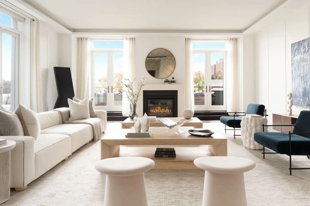 From Listing to Lifestyle: Positioning High-End Homes Through Strategic Staging