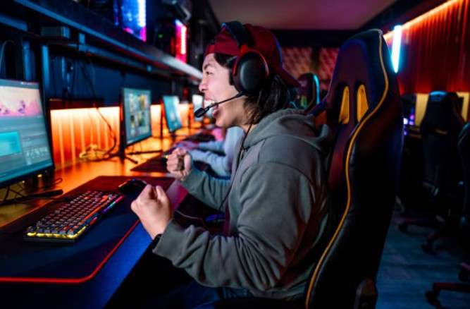 How First-Time Players Experience Online Gaming